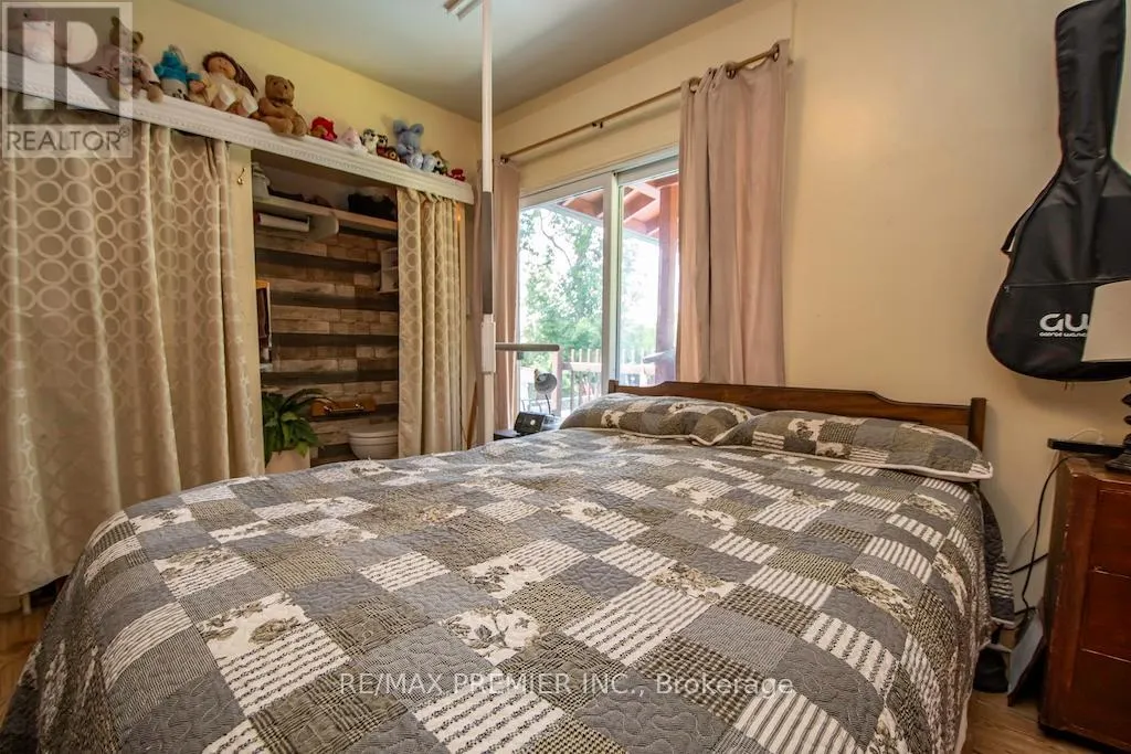 2704 TELEVISION ROAD