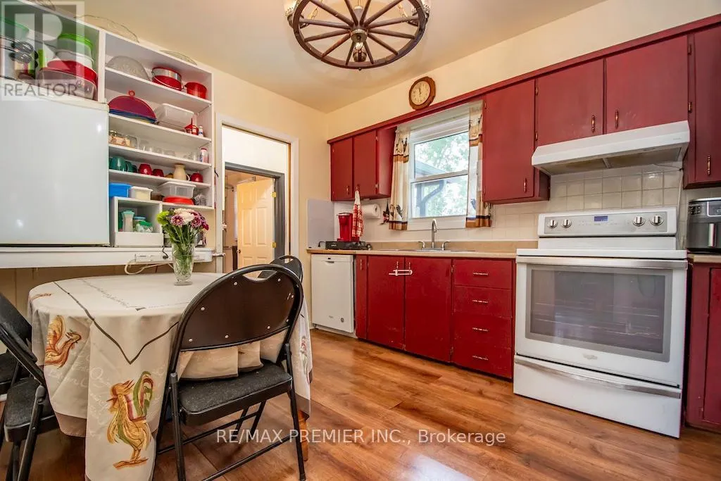 2704 TELEVISION ROAD