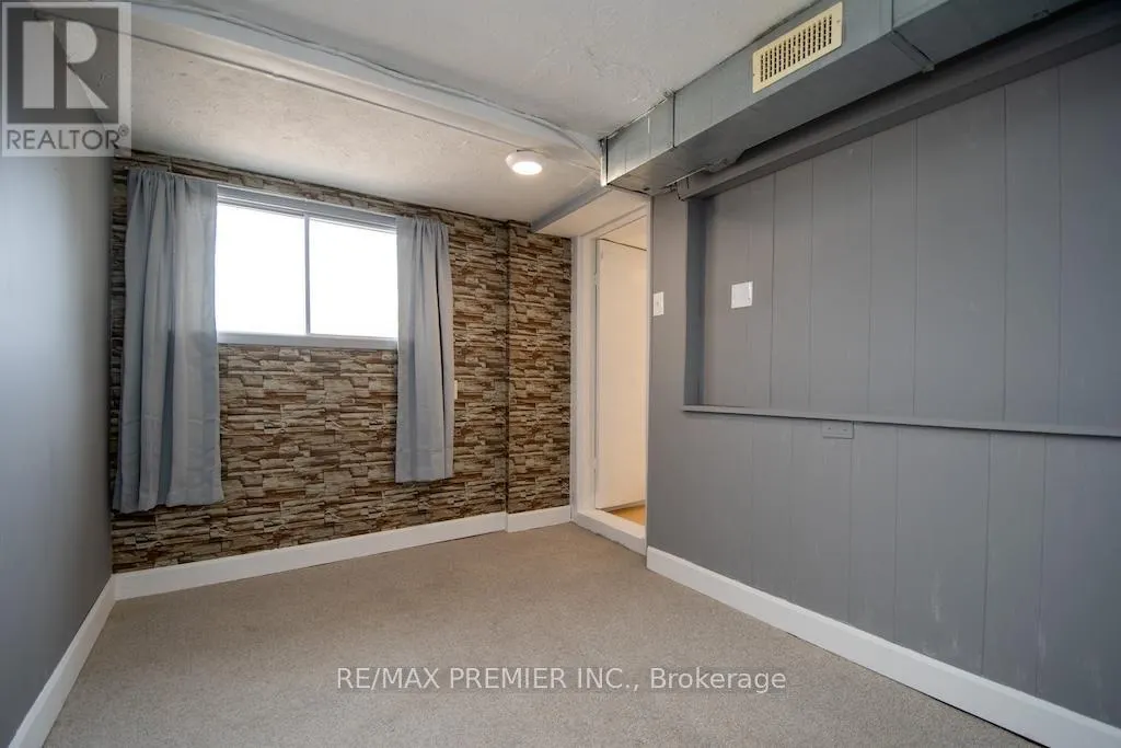 2704 TELEVISION ROAD