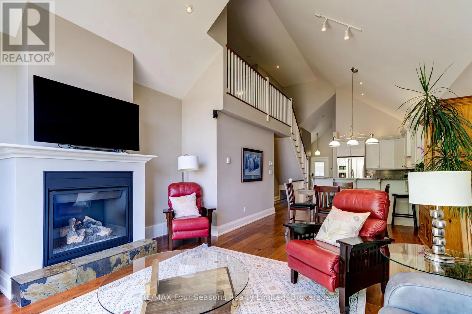 22 - 59 KING STREET E, #22