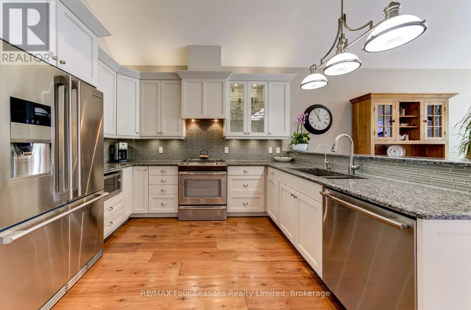 22 - 59 KING STREET E, #22