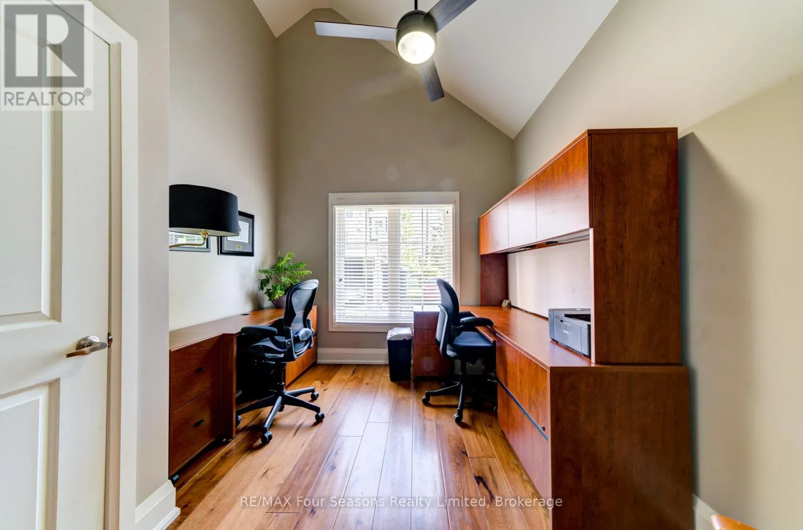 22 - 59 KING STREET E, #22