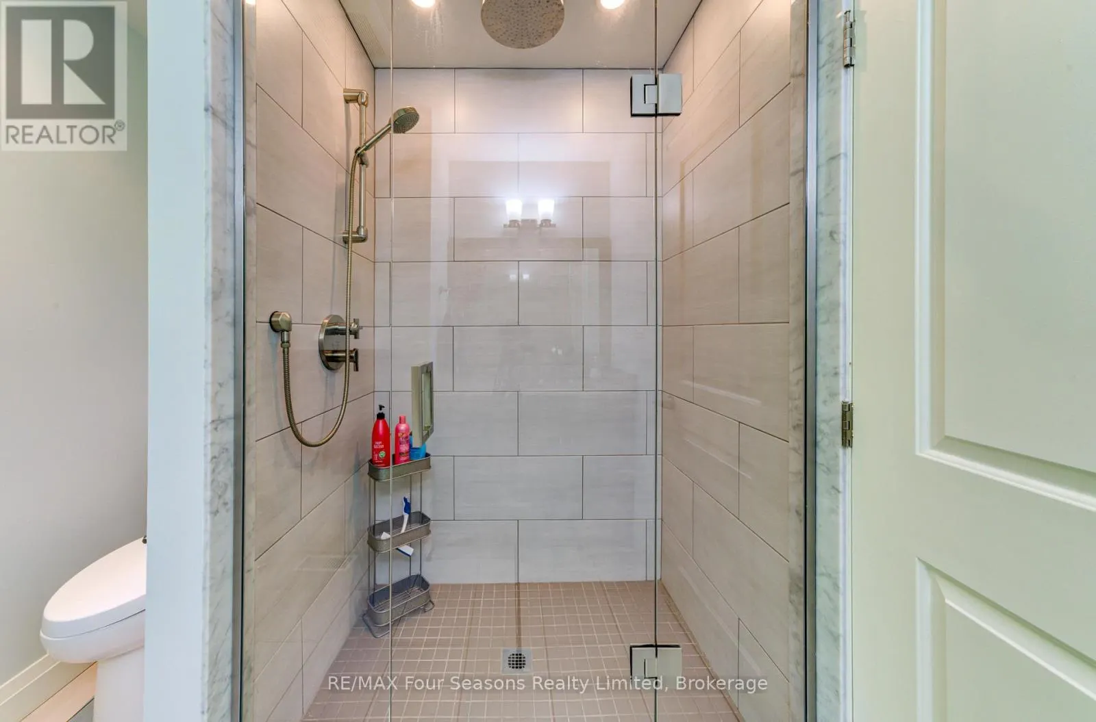 22 - 59 KING STREET E, #22