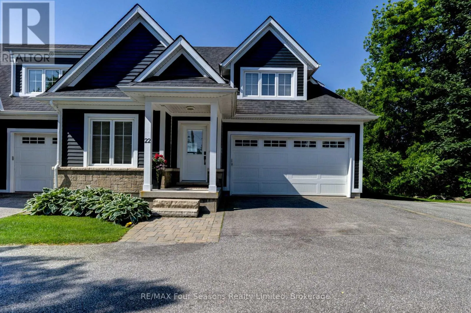 22 - 59 KING STREET E, #22