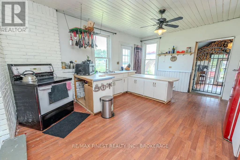 142 COOKS ROAD