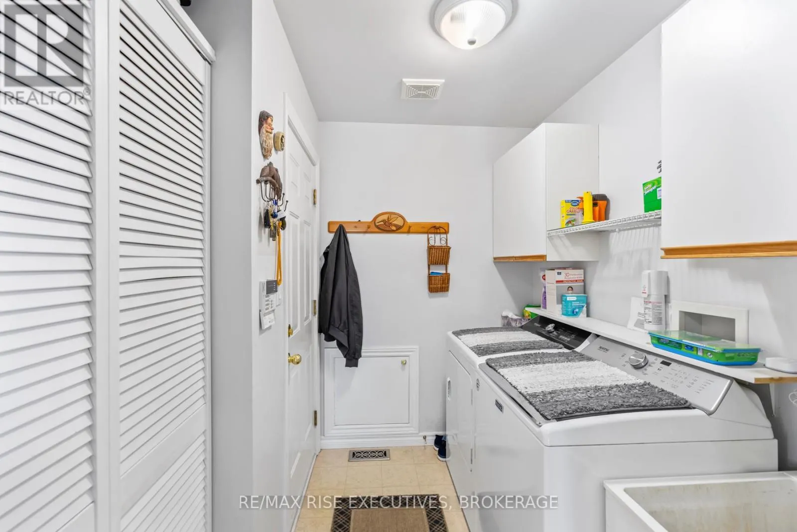 118 SHERIDAN STREET