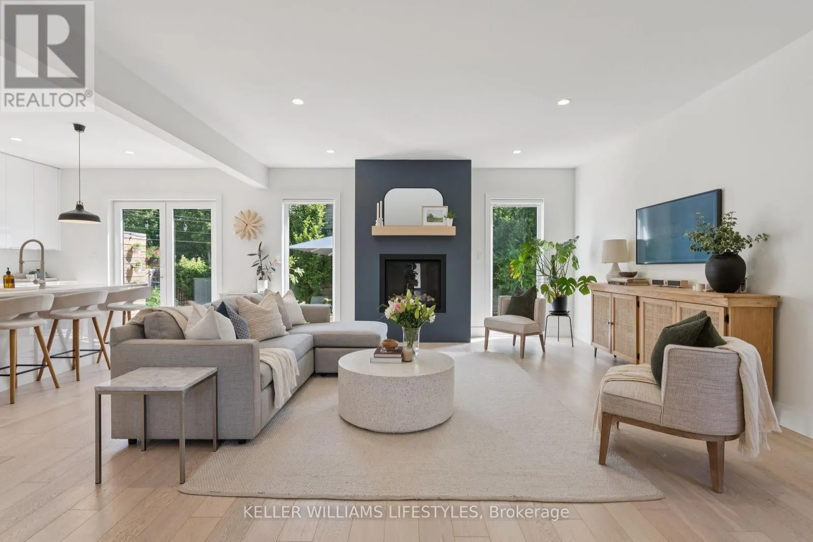 24 - 41 EARLSCOURT TERRACE, #24