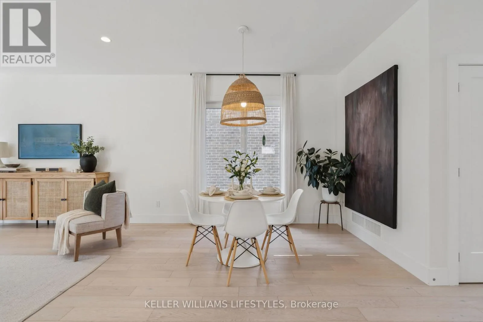 24 - 41 EARLSCOURT TERRACE, #24