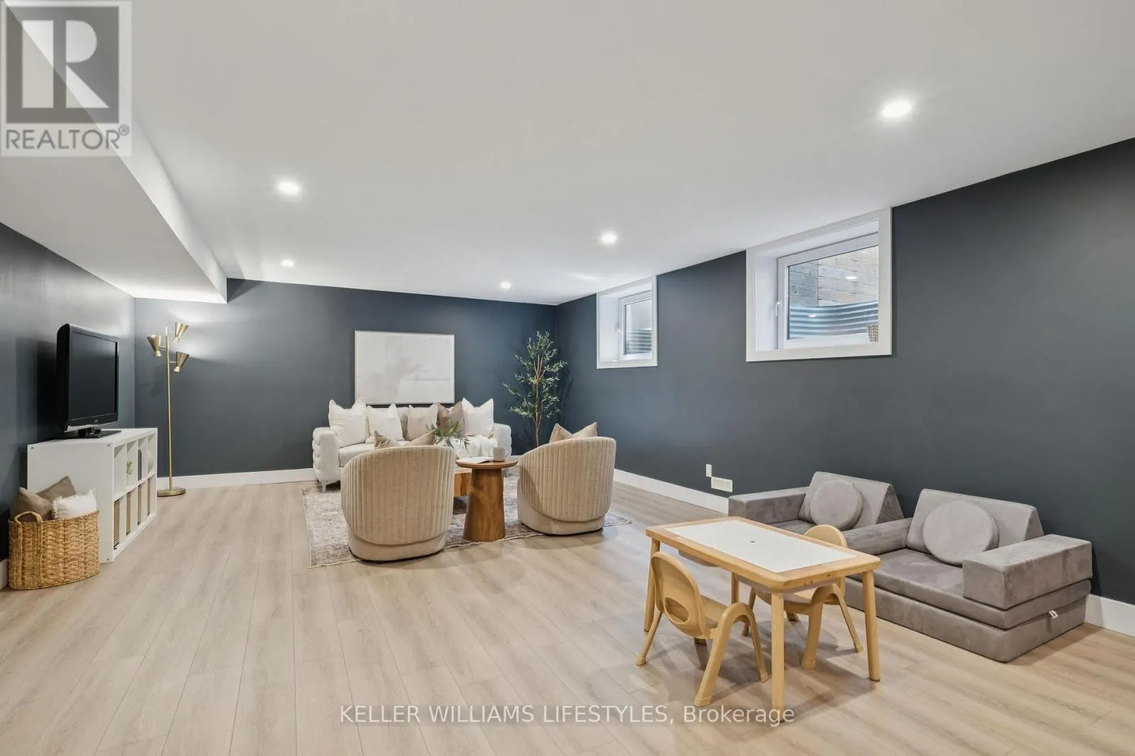 24 - 41 EARLSCOURT TERRACE, #24