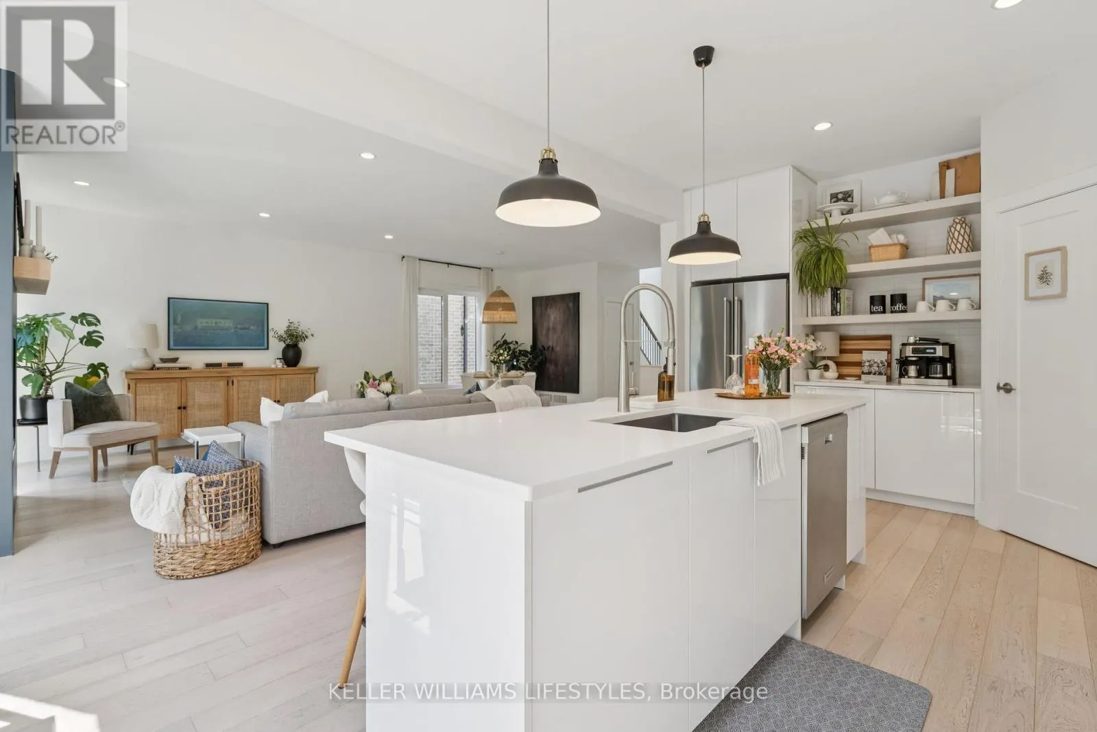 24 - 41 EARLSCOURT TERRACE, #24