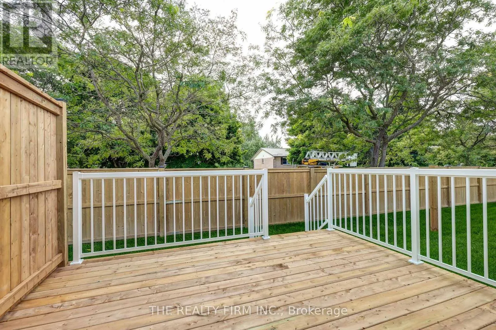 8 - 85 FOREST STREET, #8