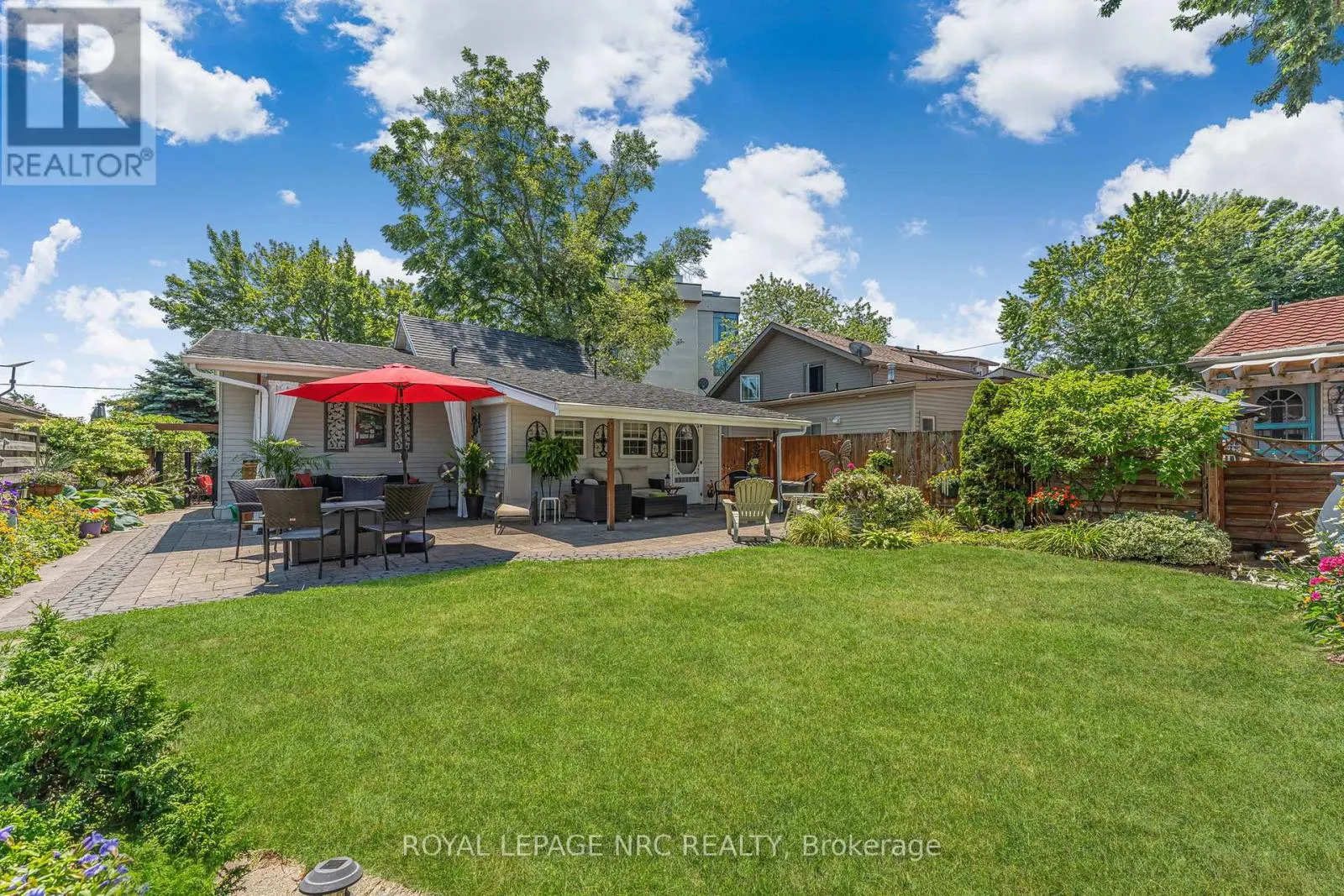 3816 TERRACE LANE