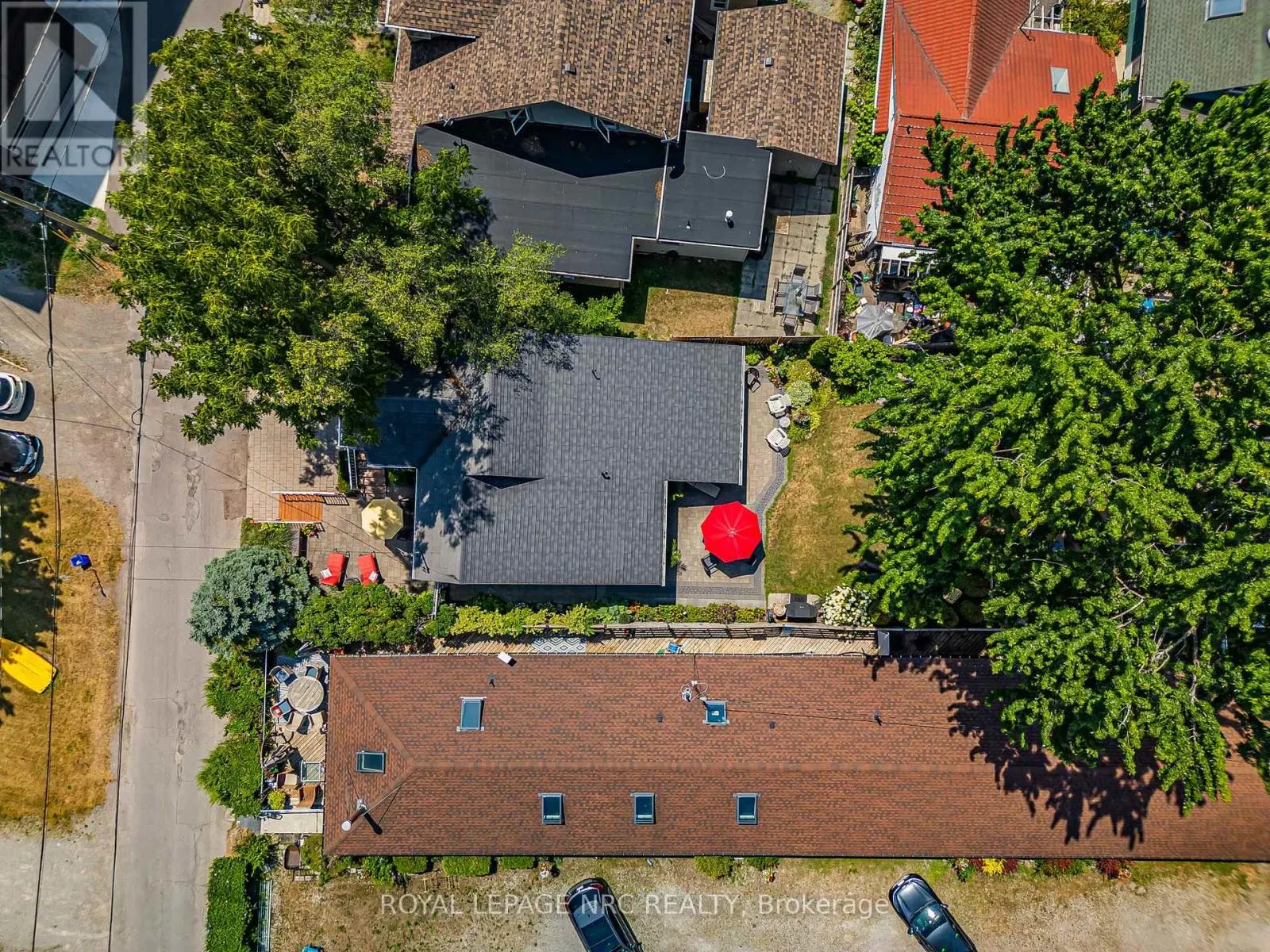 3816 TERRACE LANE