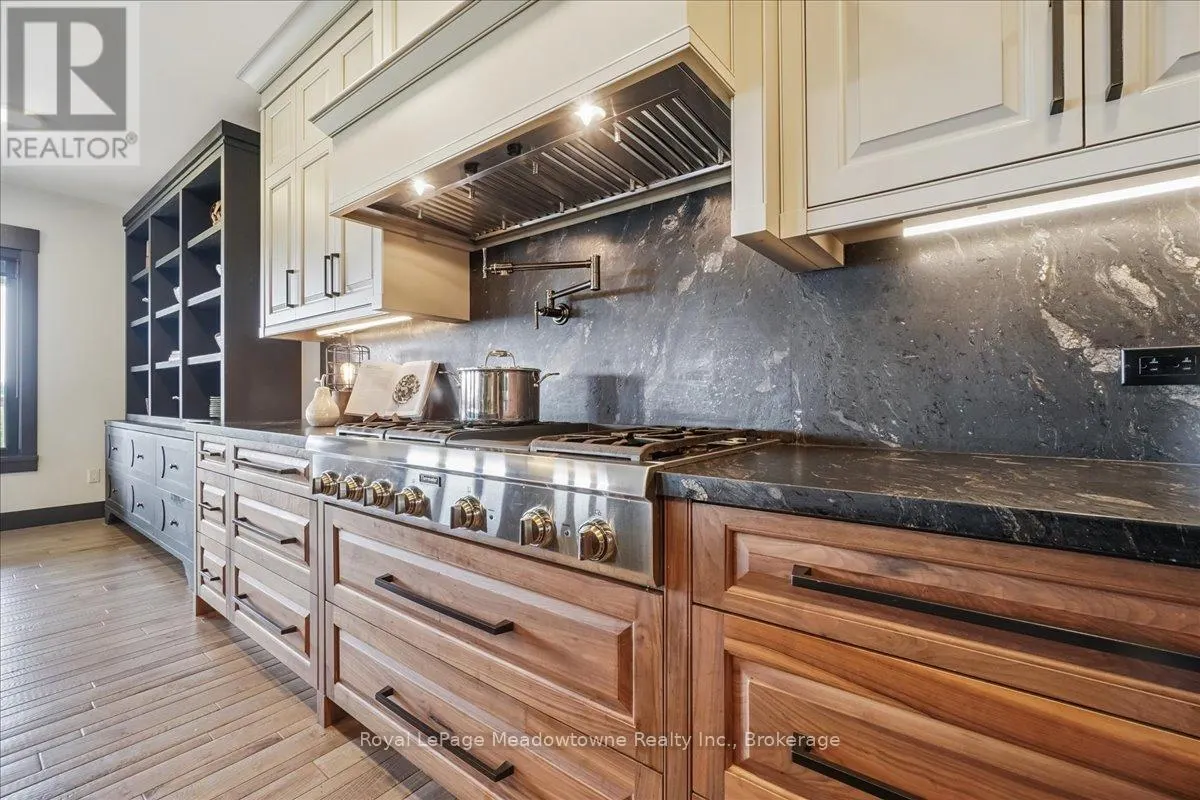 8837 WELLINGTON ROAD 124