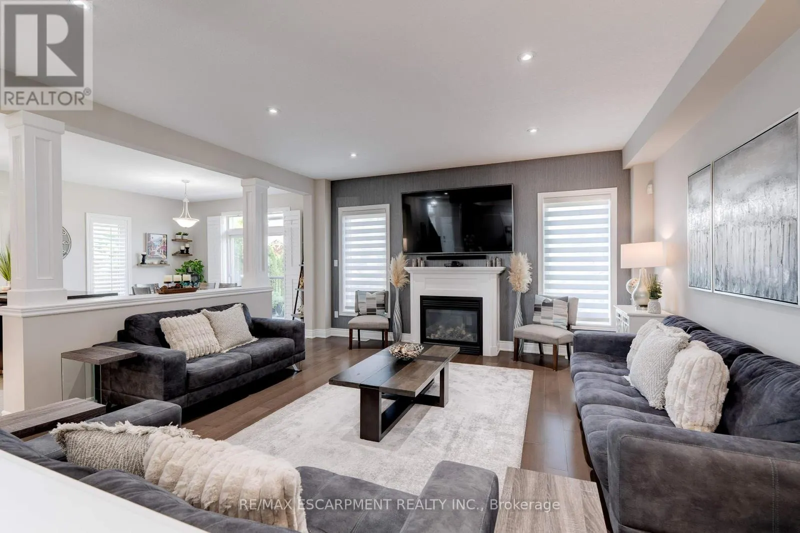13 BIGGAR CRESCENT