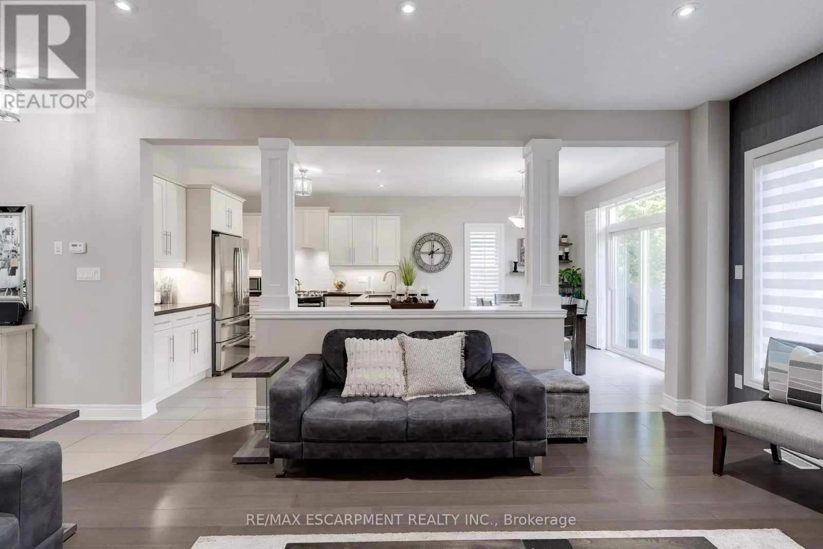 13 BIGGAR CRESCENT