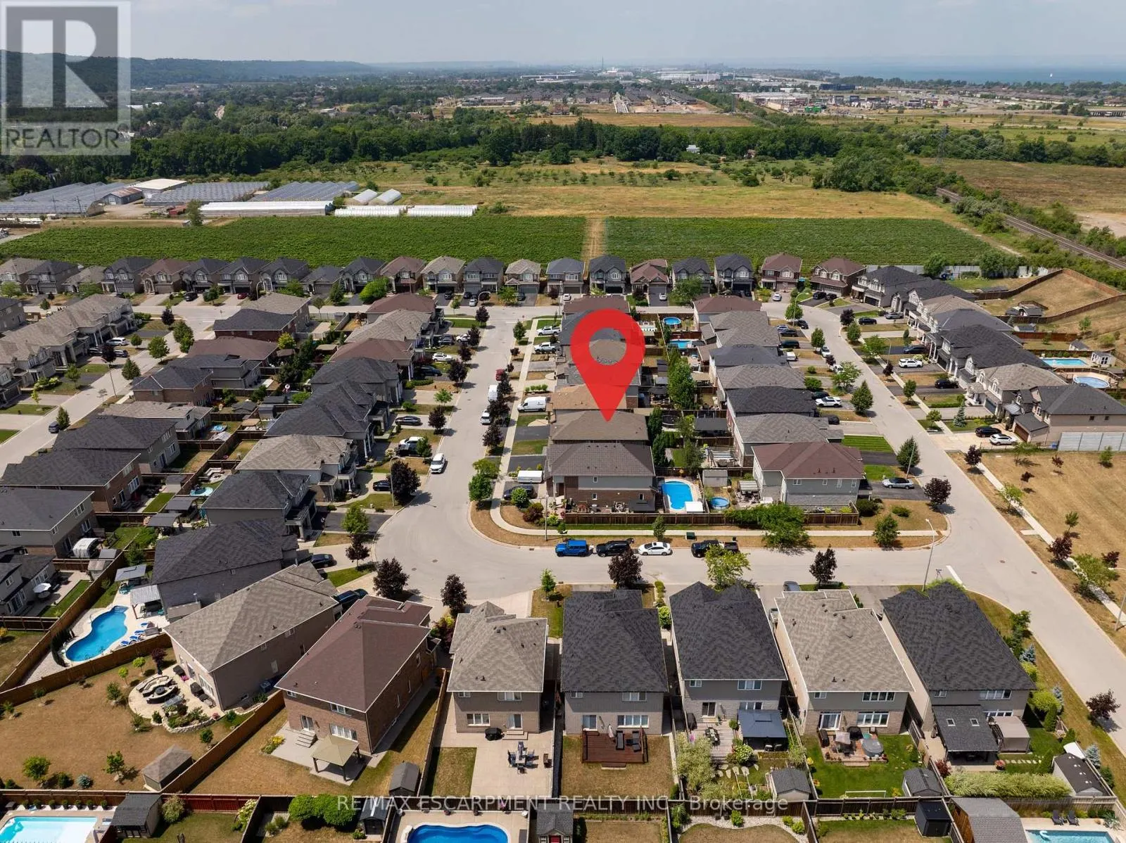 13 BIGGAR CRESCENT