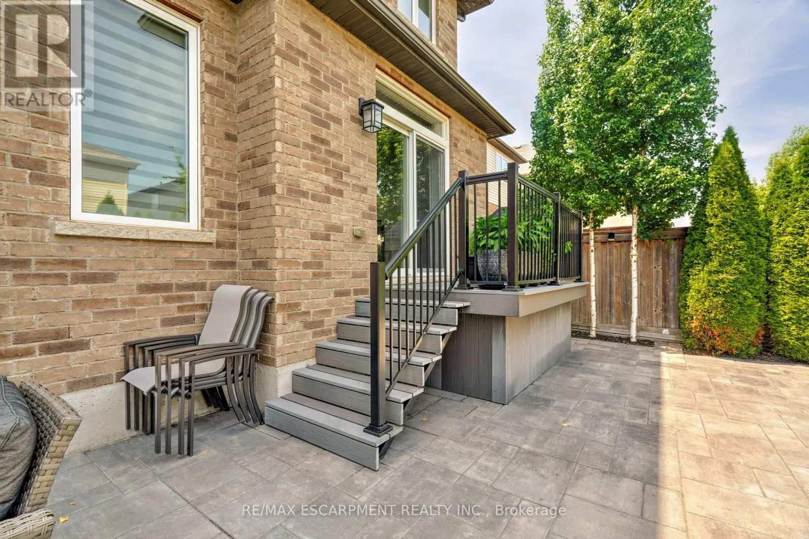 13 BIGGAR CRESCENT