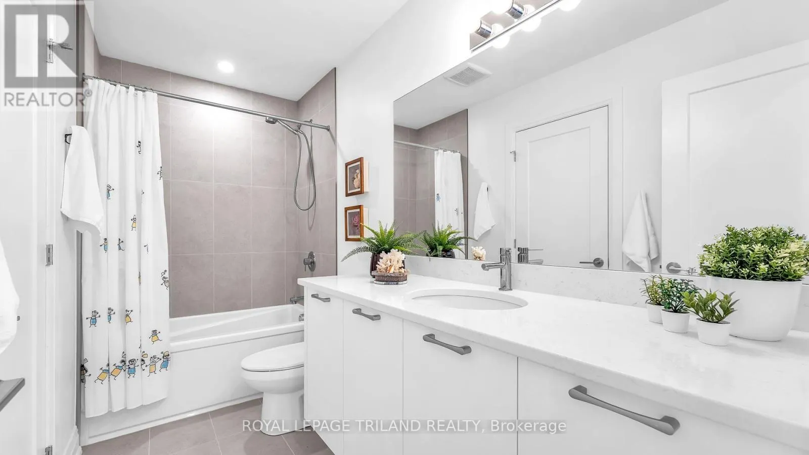 16 - 231 CALLAWAY ROAD, #16