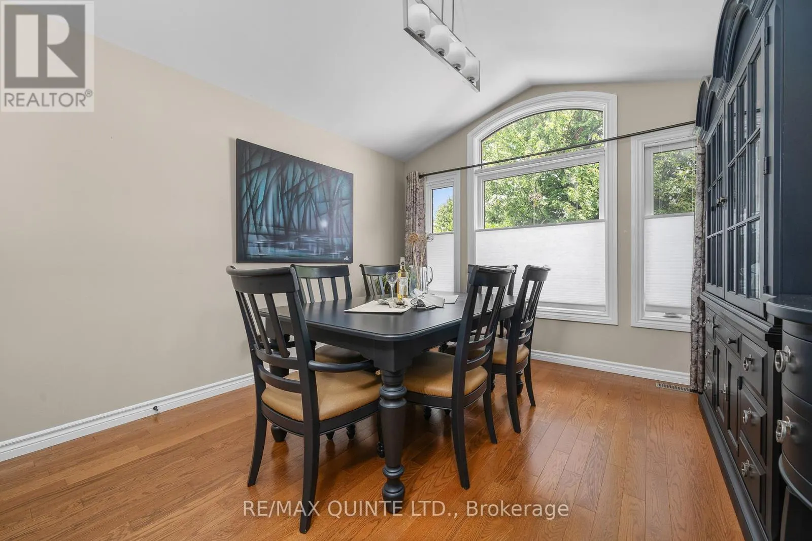 7 CHESTNUT DRIVE