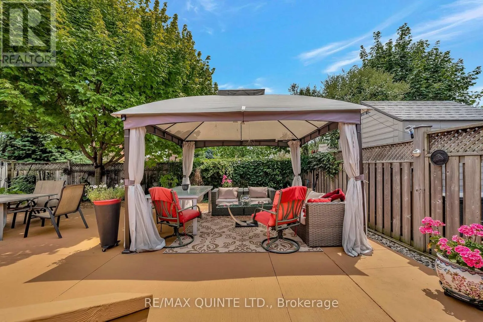 7 CHESTNUT DRIVE