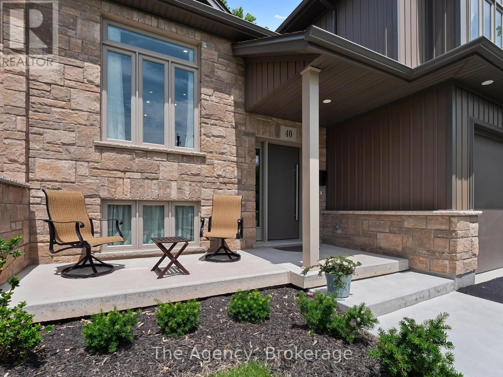 40 TOPHAM BOULEVARD