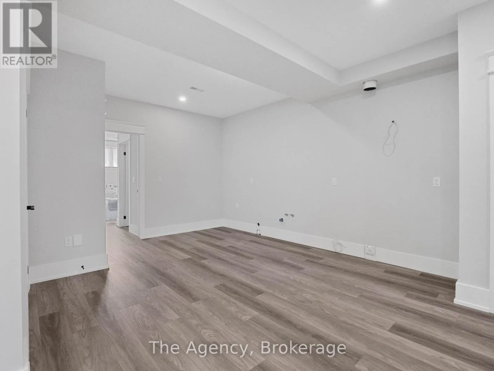 40 TOPHAM BOULEVARD