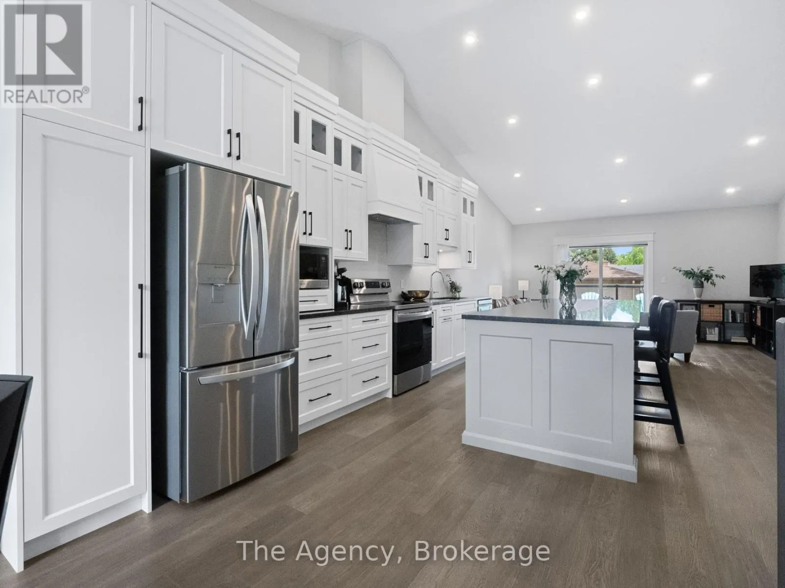40 TOPHAM BOULEVARD