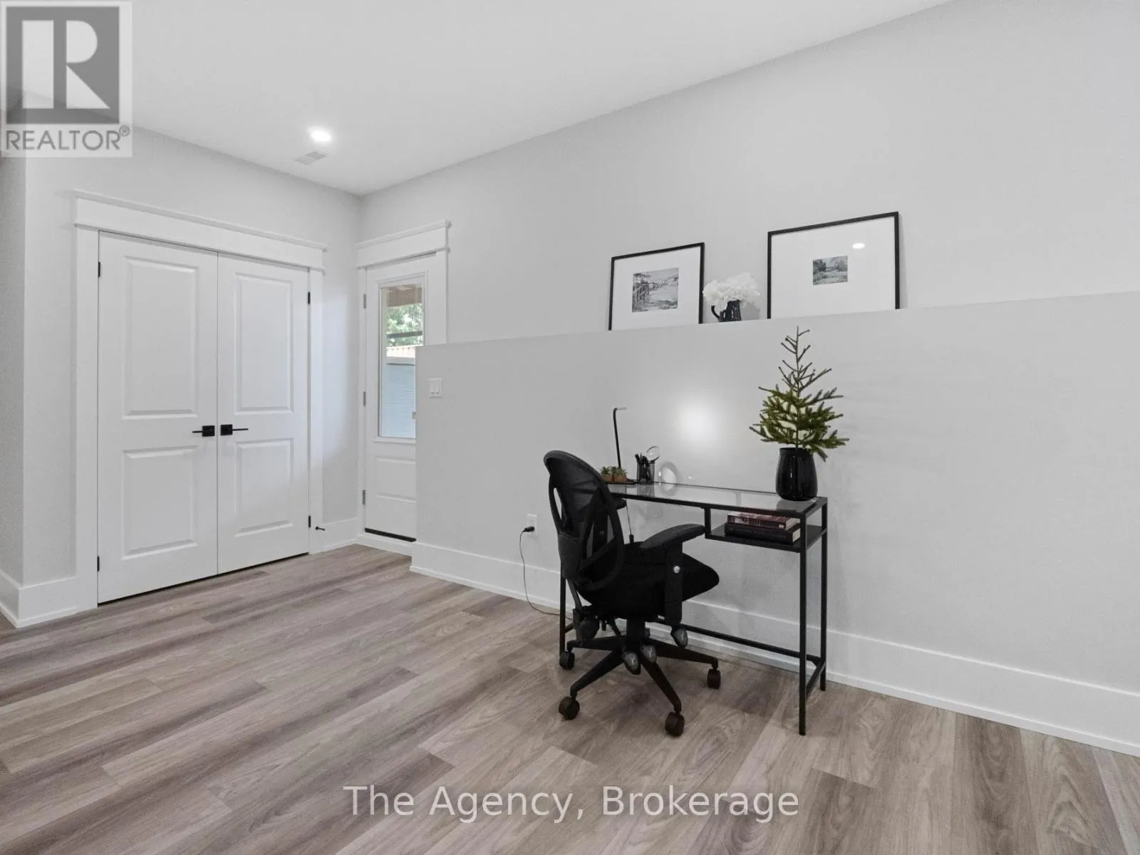 40 TOPHAM BOULEVARD