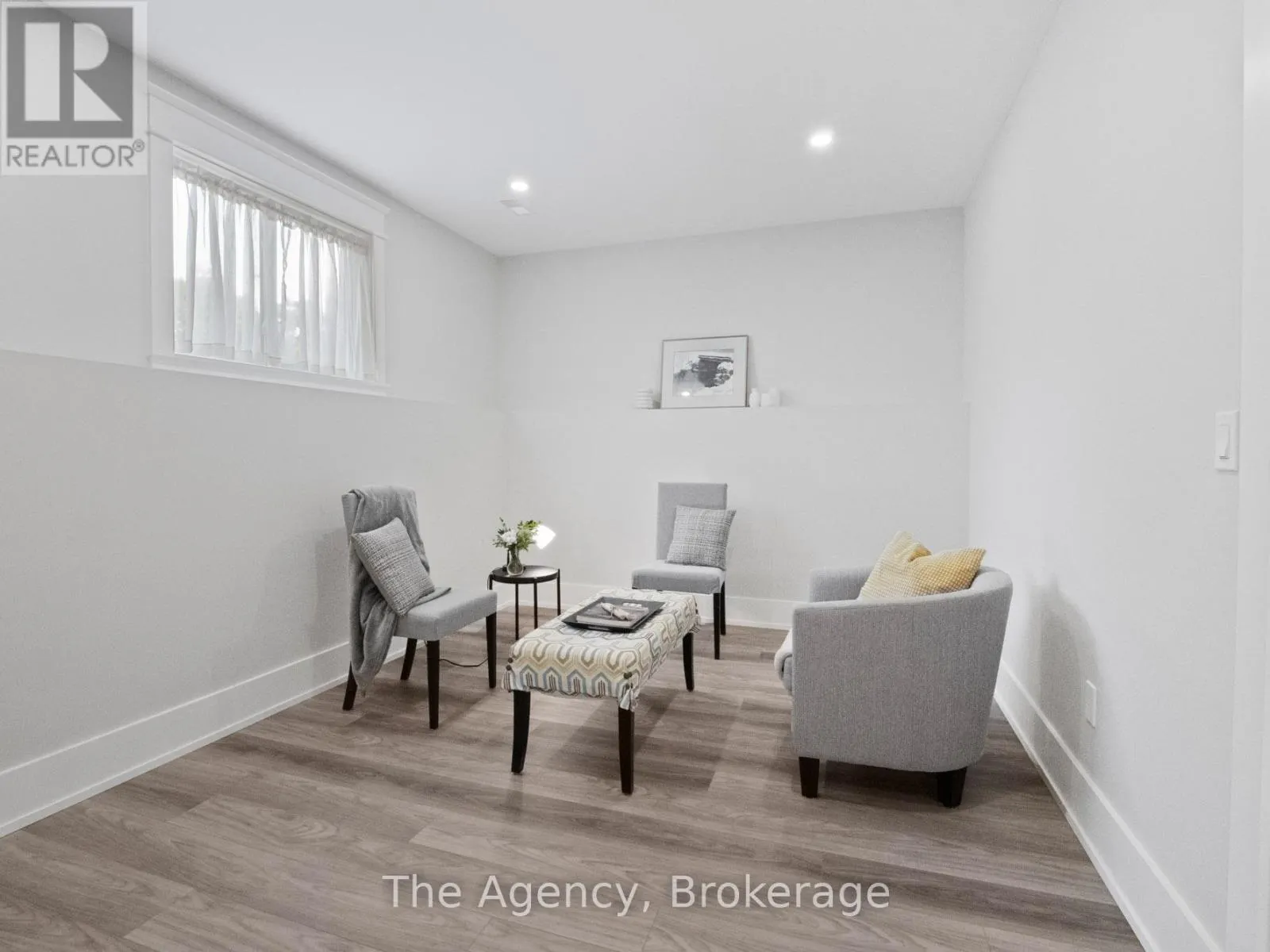 40 TOPHAM BOULEVARD