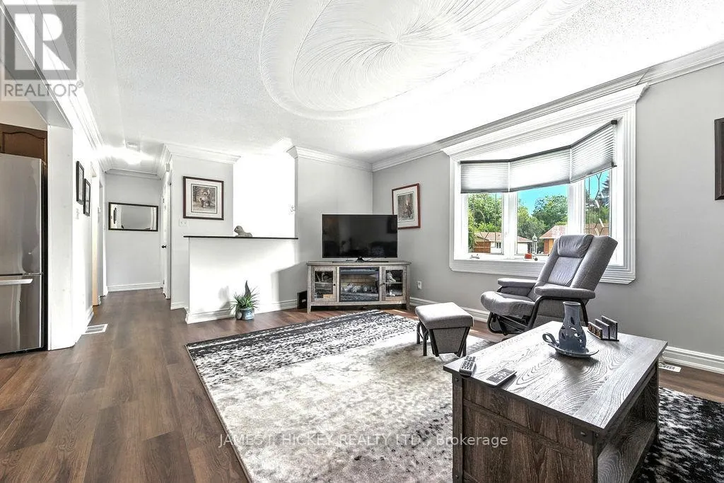 1108 BOUNDARY ROAD