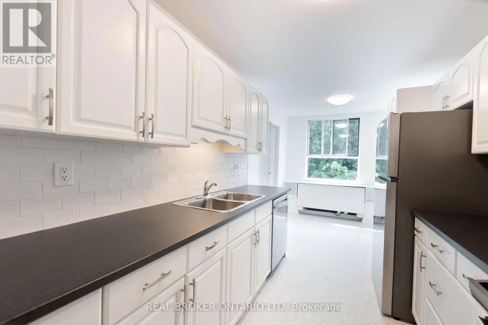310 - 1180 COMMISSIONERS ROAD W, #310