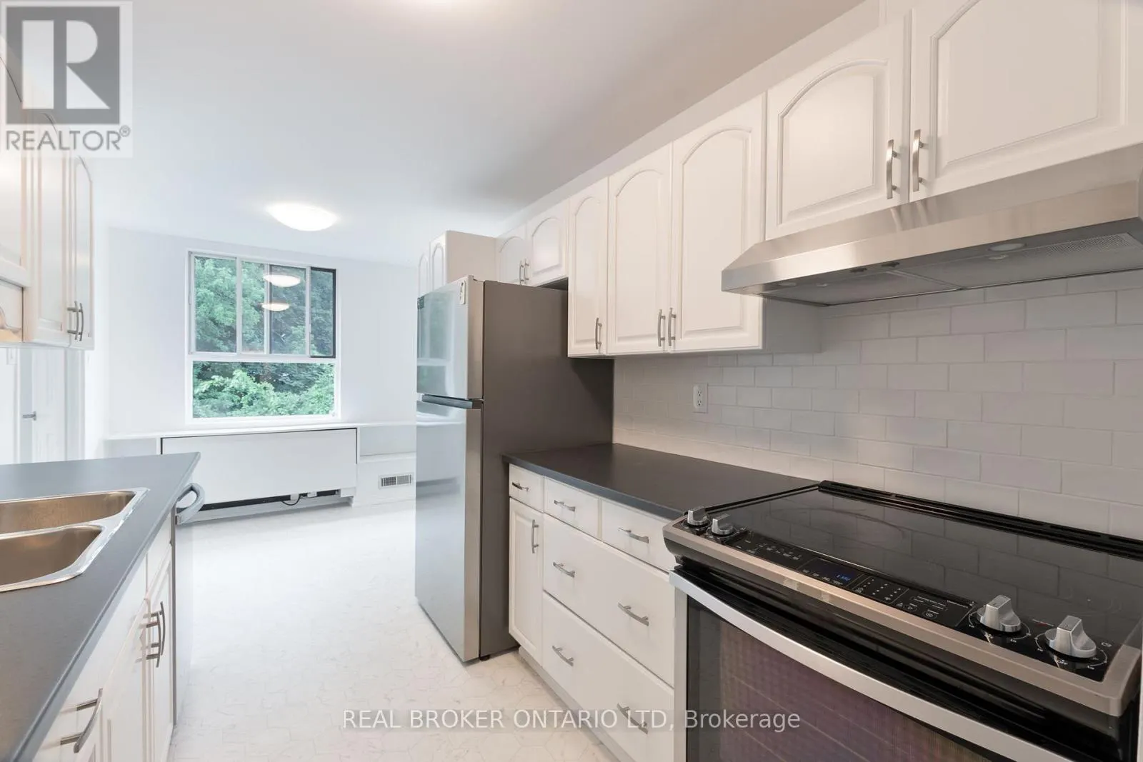 310 - 1180 COMMISSIONERS ROAD W, #310