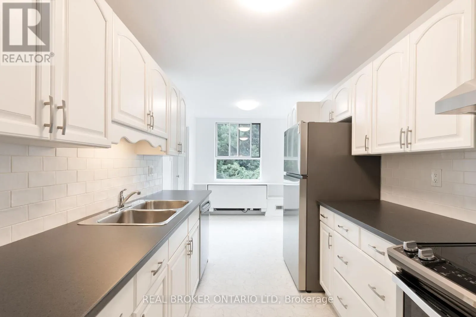 310 - 1180 COMMISSIONERS ROAD W, #310