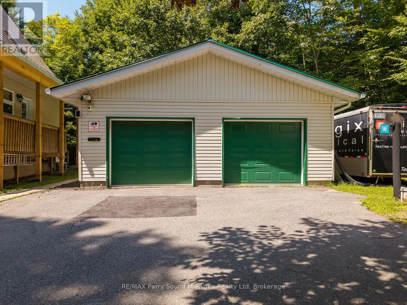 113 BAYVIEW DRIVE
