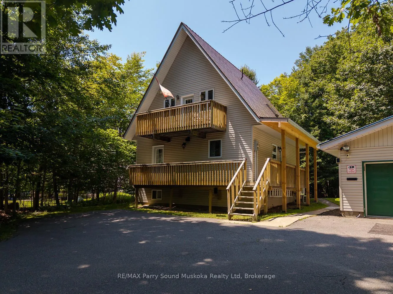 113 BAYVIEW DRIVE