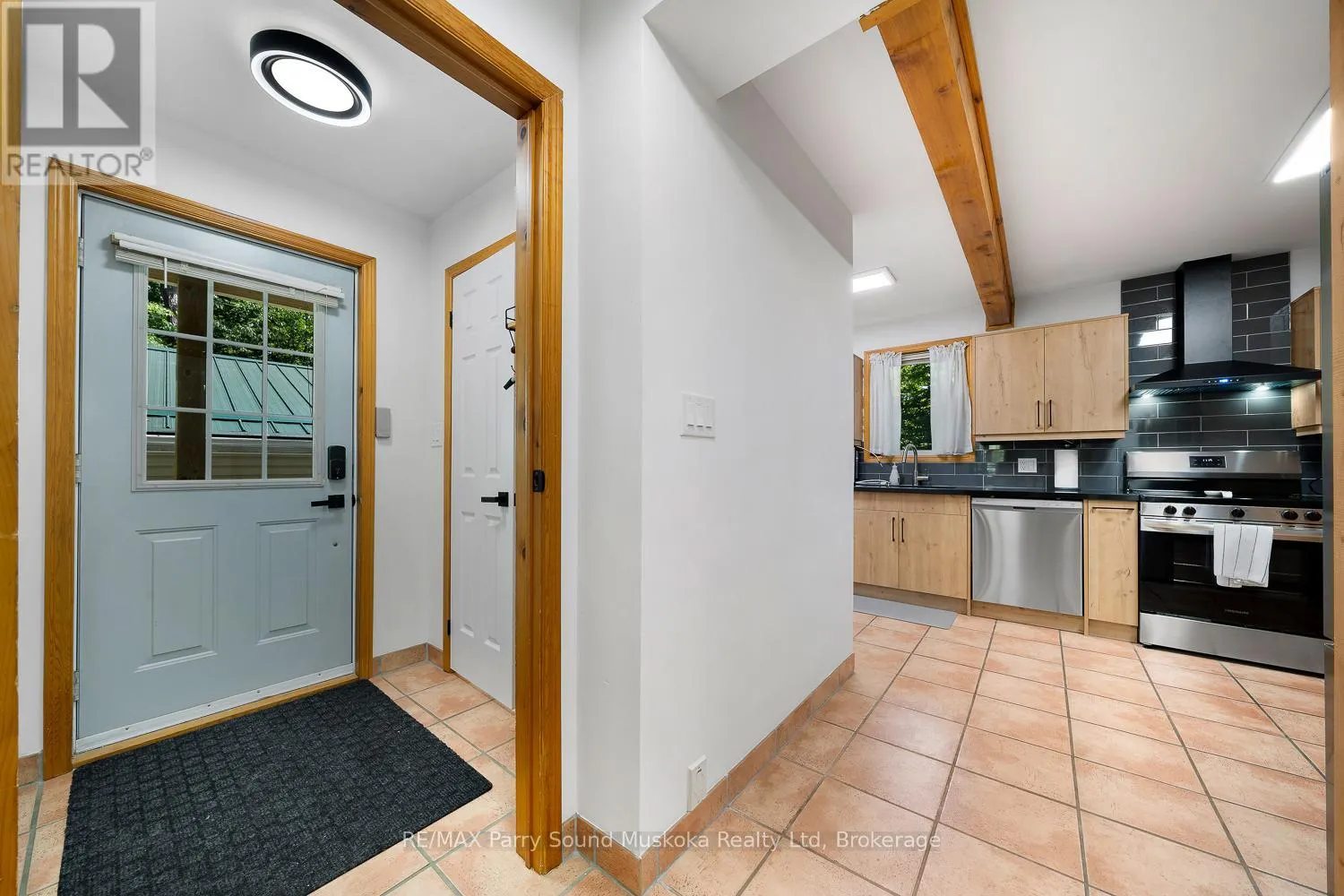 113 BAYVIEW DRIVE