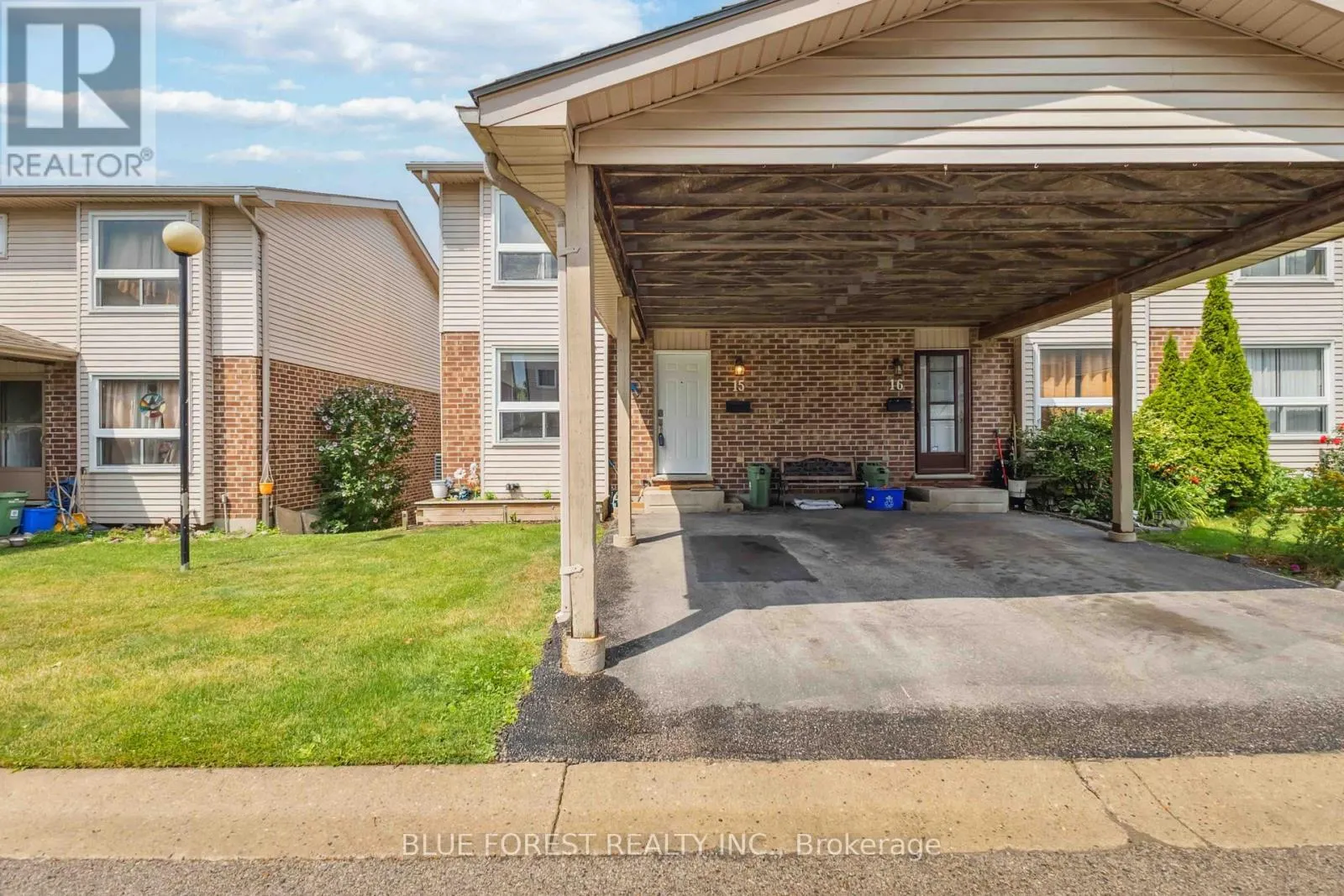 15 - 450 POND MILLS ROAD, #15