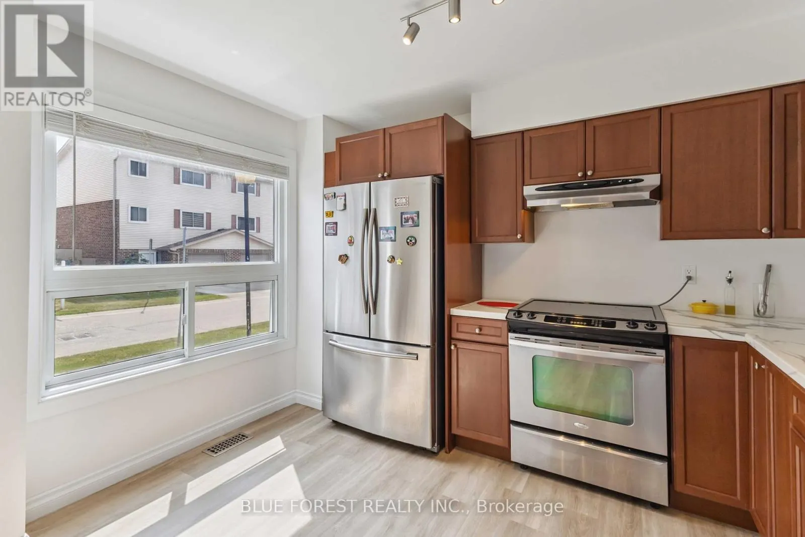 15 - 450 POND MILLS ROAD, #15