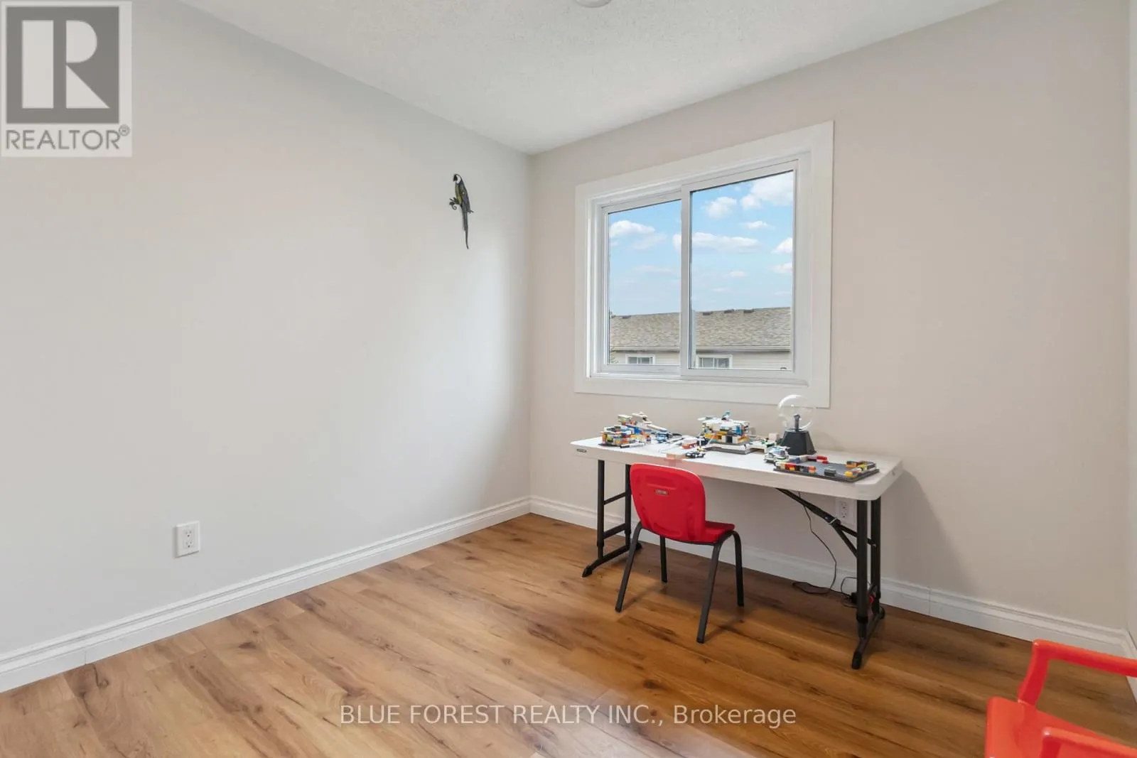 15 - 450 POND MILLS ROAD, #15