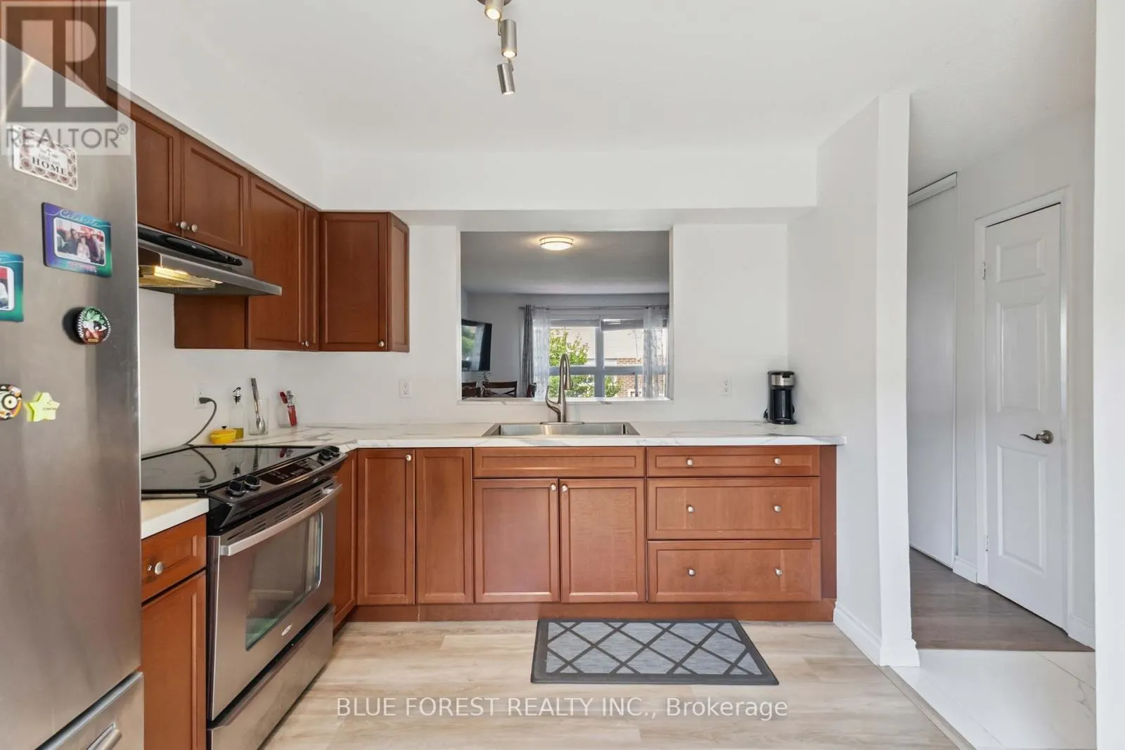 15 - 450 POND MILLS ROAD, #15
