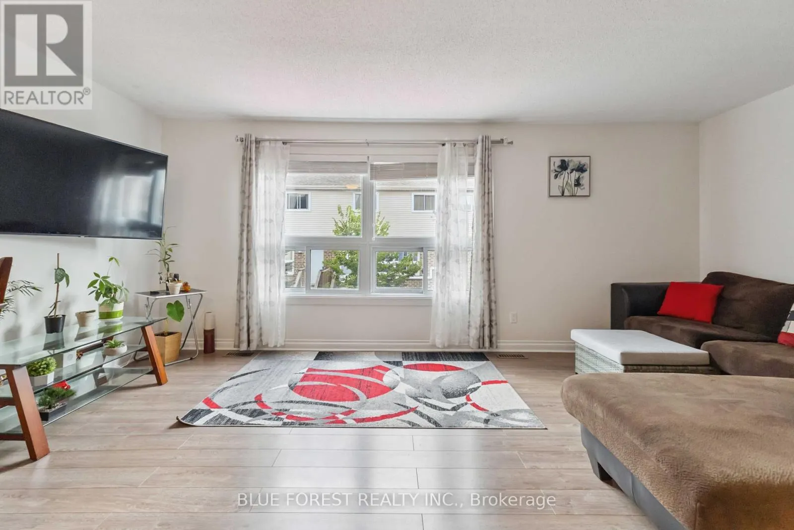 15 - 450 POND MILLS ROAD, #15
