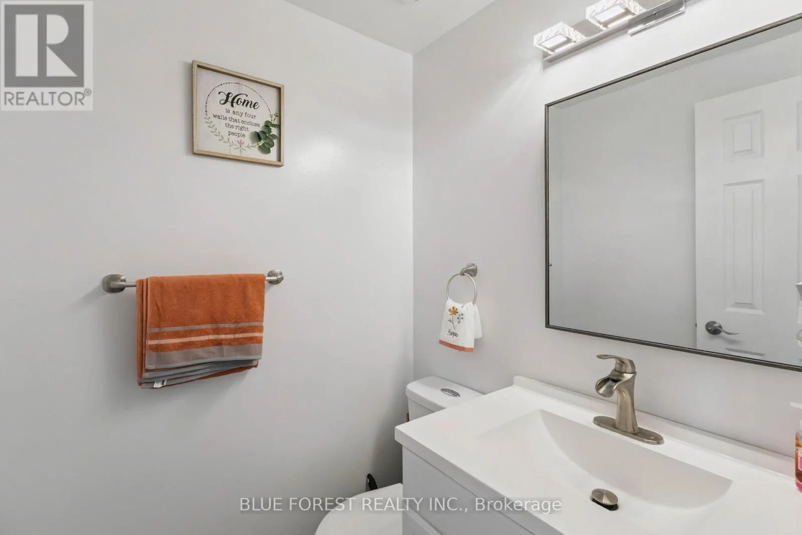 15 - 450 POND MILLS ROAD, #15