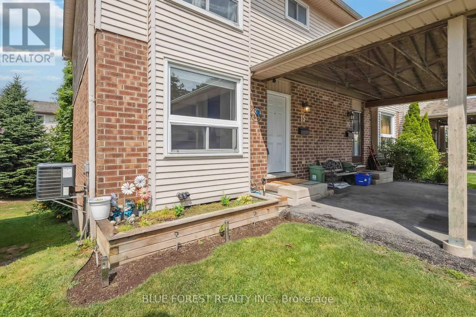 15 - 450 POND MILLS ROAD, #15