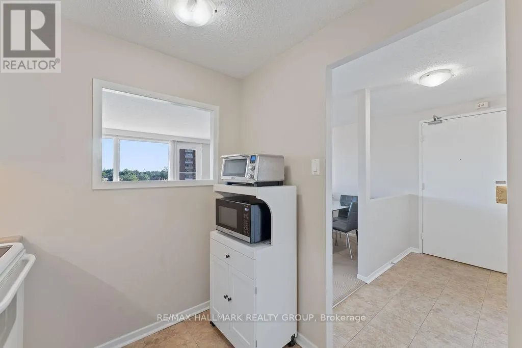 312 - 3100 CARLING AVENUE