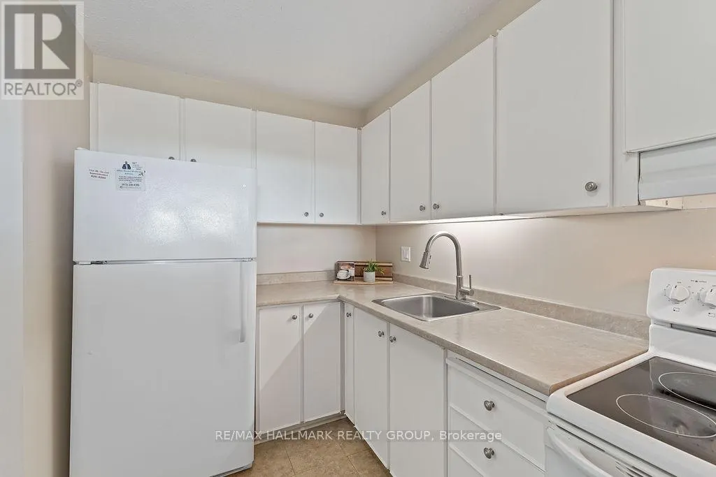 312 - 3100 CARLING AVENUE