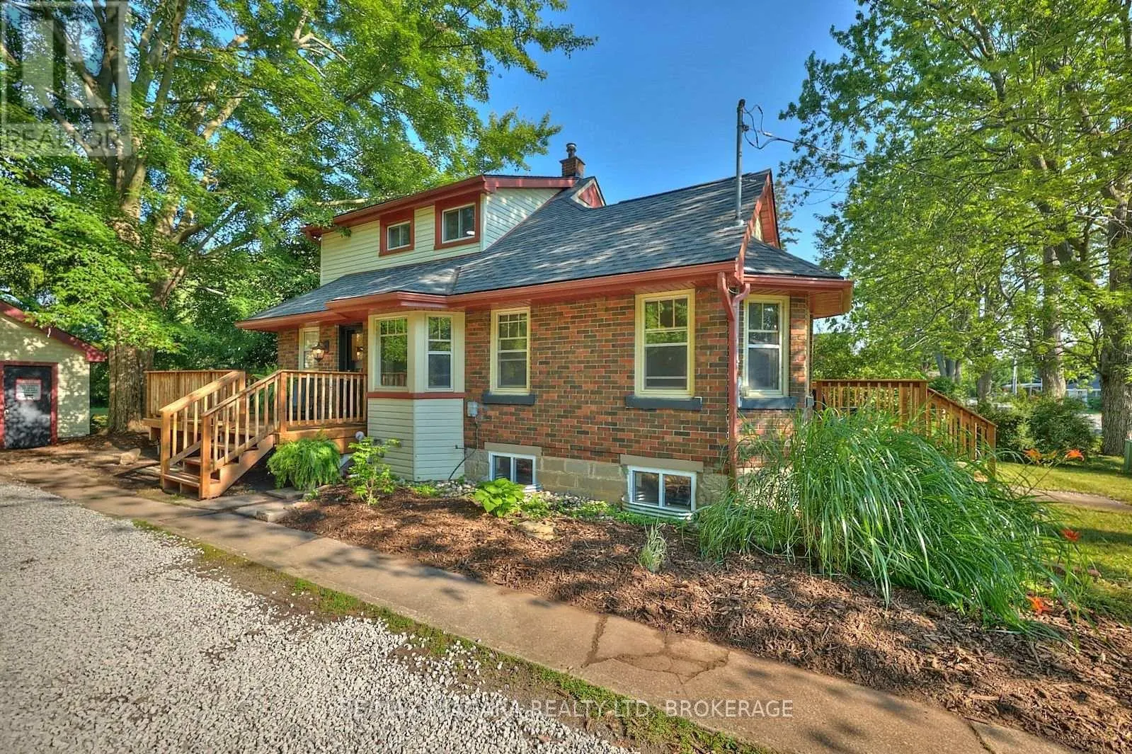 207 SOUTH MILL STREET