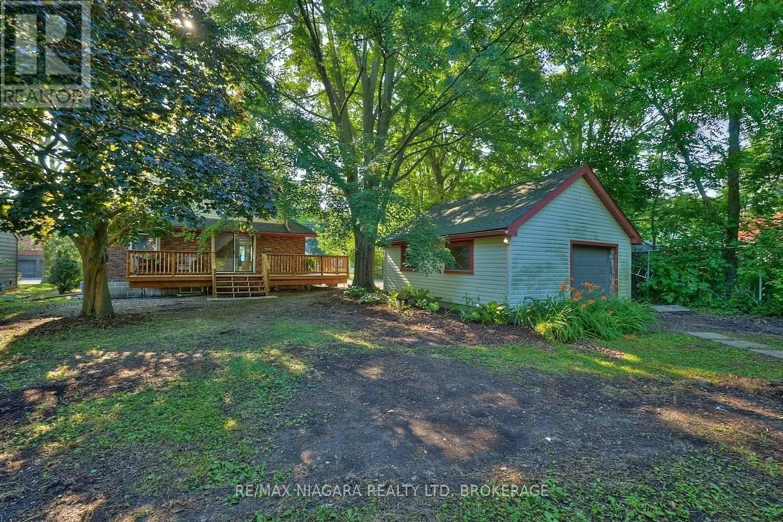 207 SOUTH MILL STREET