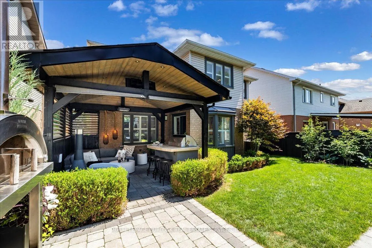 61 NISKA DRIVE