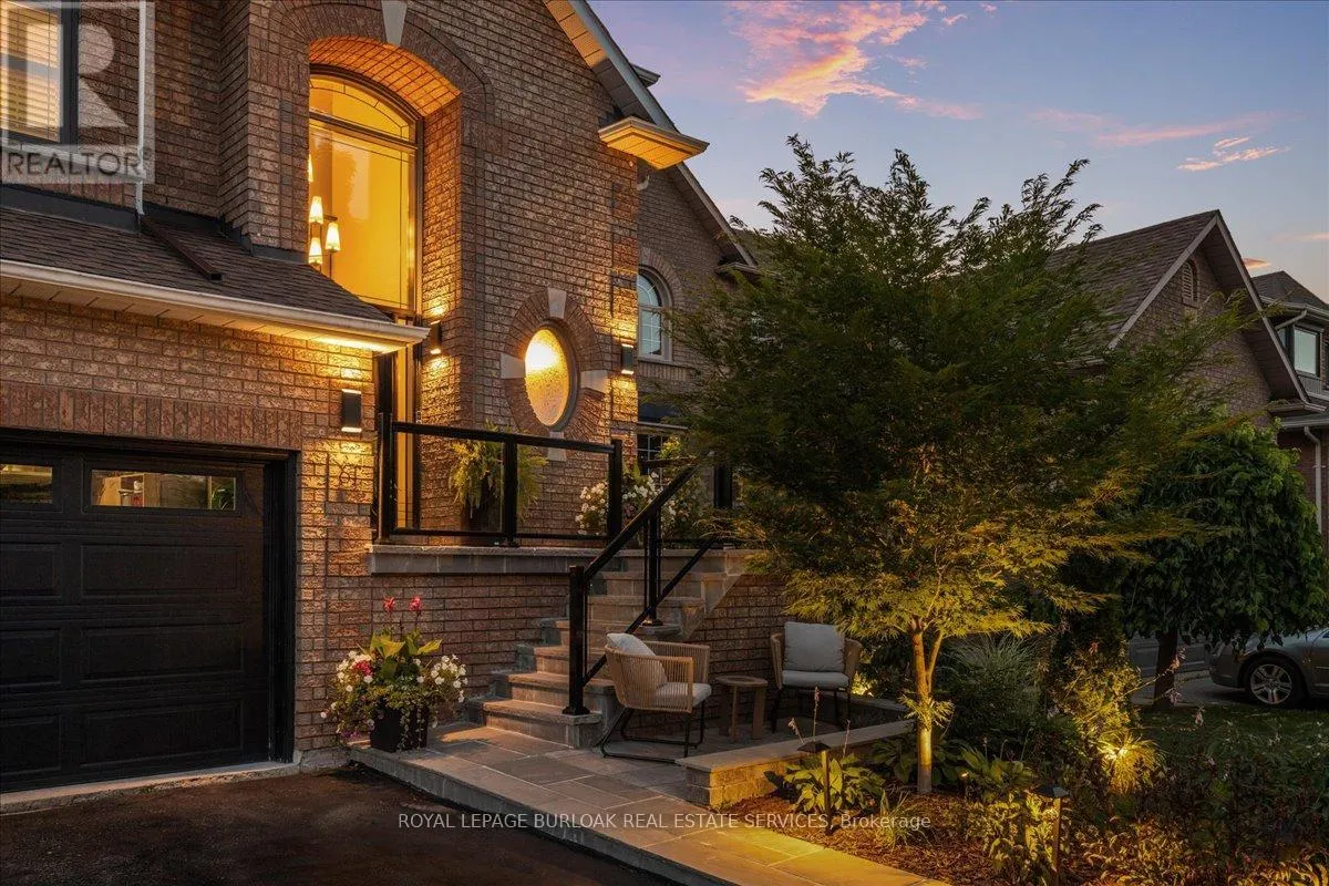 61 NISKA DRIVE